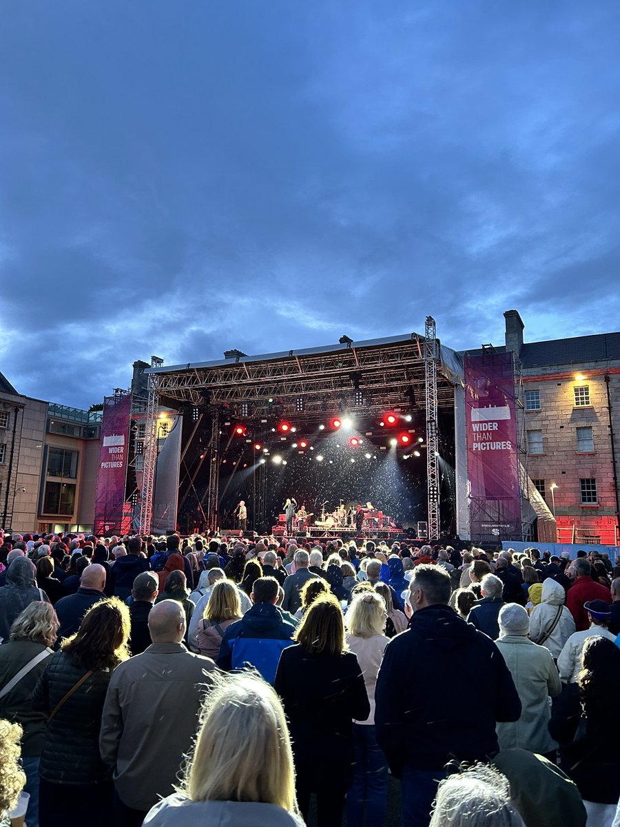 Thanks <a href="/deaconbluemusic/">Deacon Blue</a> for another great night in Dublin. Particularly loved When will you …. Just beautiful