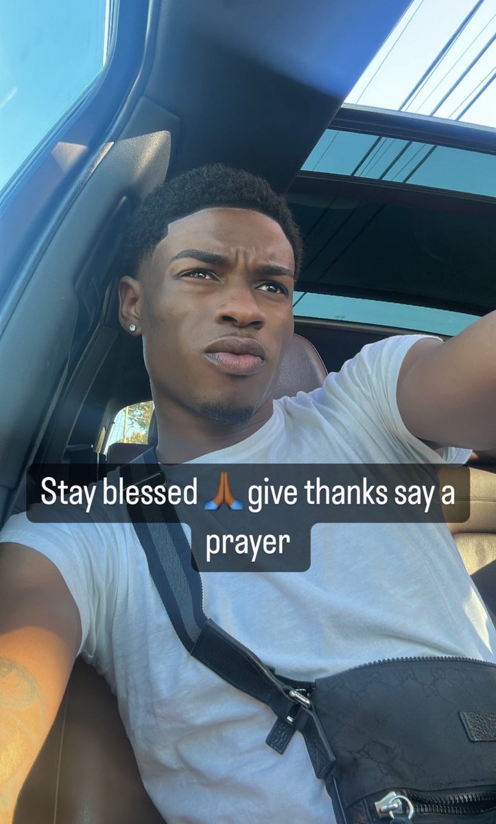 zay tweet media