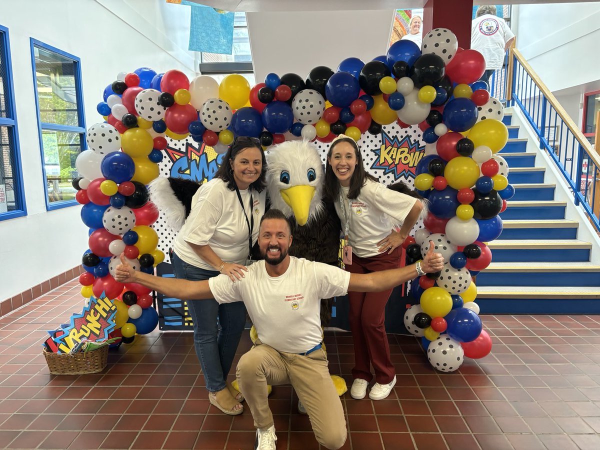 Mrs. Circle Putt tweet media