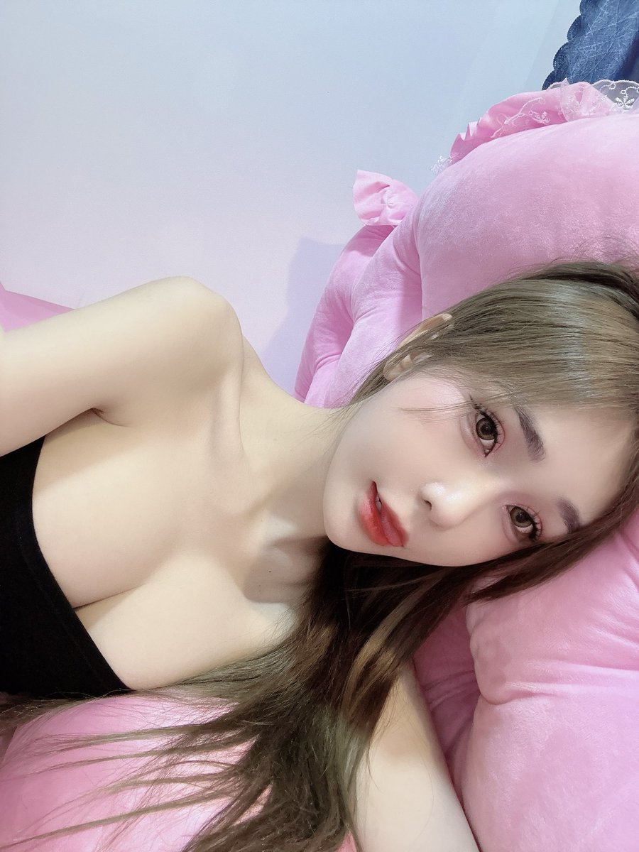 Nyrabit20's tweet photo. Gụt mó ning 🤩 https://t.co/P4BnhLqhWV