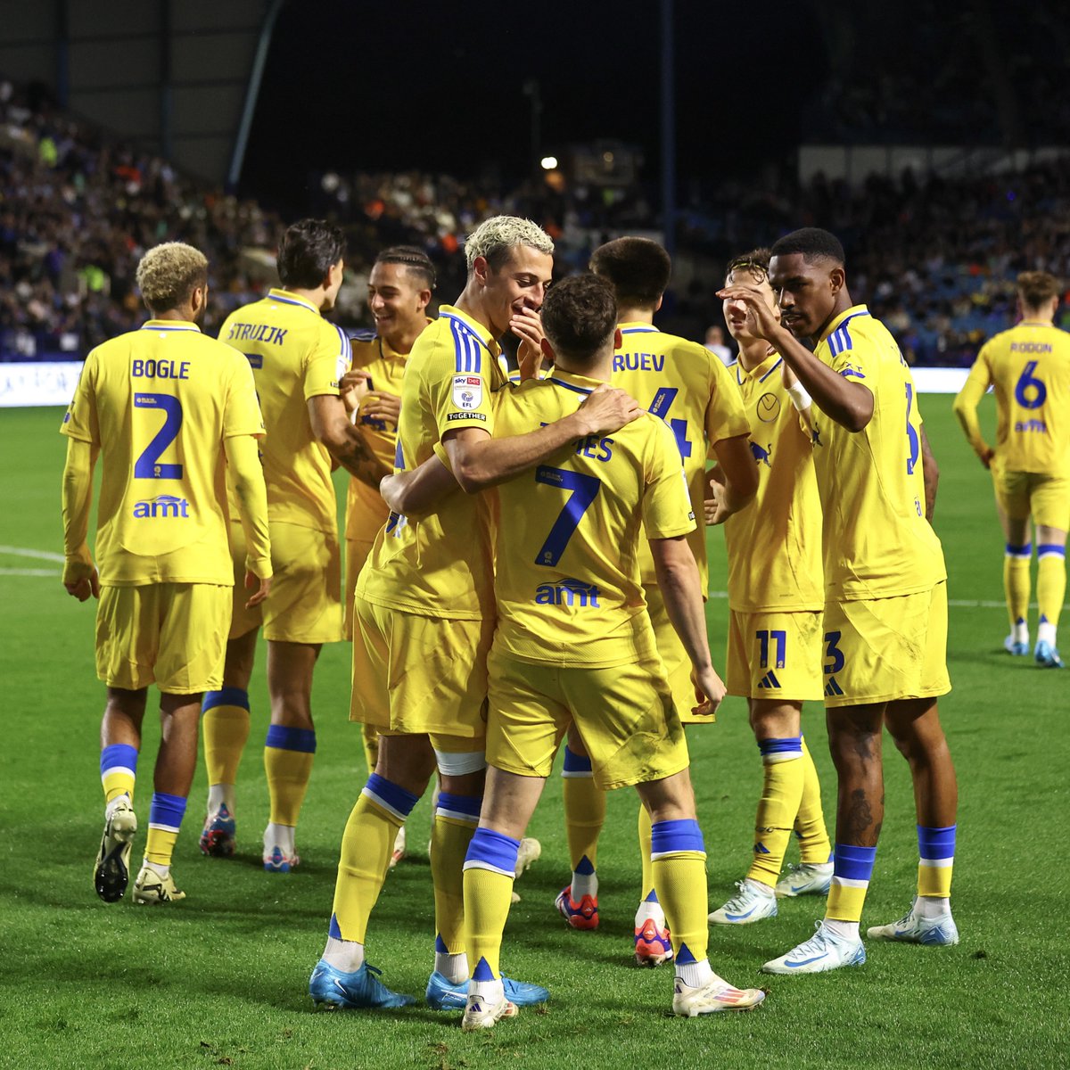 Leeds United tweet media