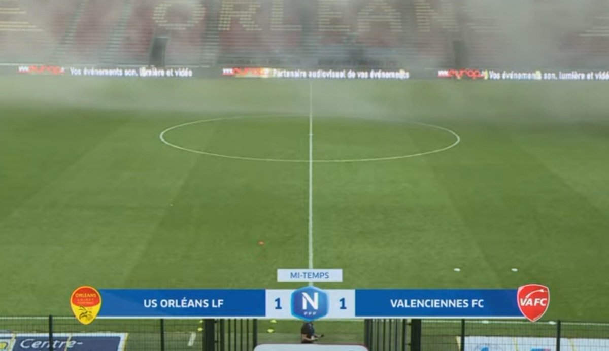 😱 CATASTROPHE AU STADE DE LA SOURCE !

La buvette de l'US Orléans a pris feu, le match est interrompu. On espère pas trop de dégâts... 😢

1-1 | #USOVAFC