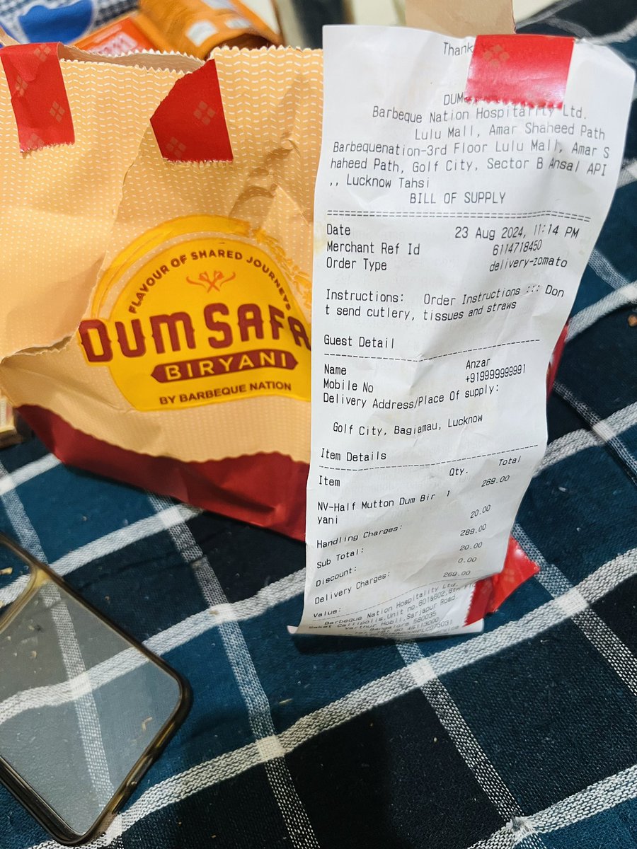 anupam05dec92's tweet image. Zomato should check their packages before handed to delivery person @zomato @zomatocare 
Order paneer biryani and they deliver mutton biryani @Swiggy