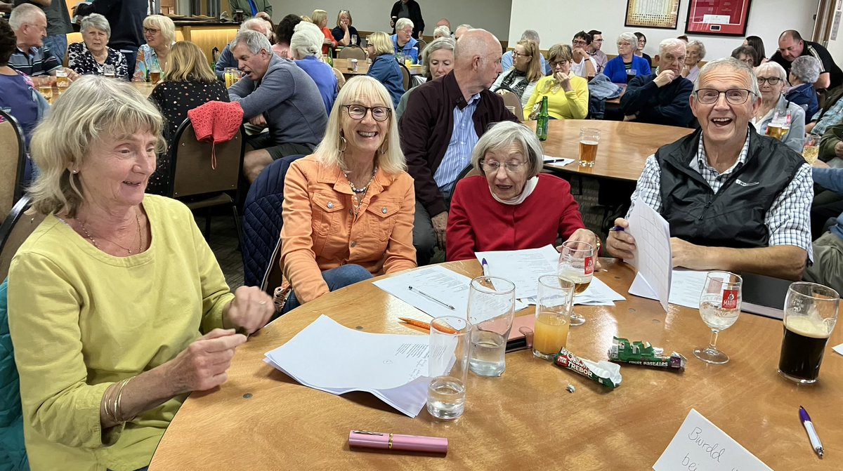 Rhiannon Lewis tweet media