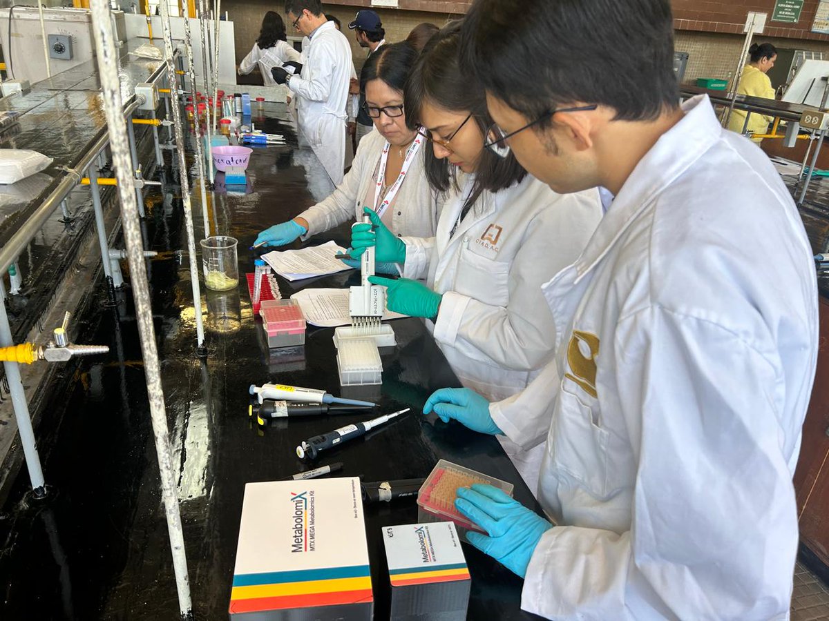 WishartLab's tweet photo. 🌟 We didn't want to miss the opportunity to thank everyone who made this workshop in Mexico possible. Making metabolomics more accessible is not just a slogan—it's a goal we are committed to achieving, and we give 100% of our efforts every day.

A special thanks to @UNUBIOLAC for funding these initiatives, to the Faculty of Chemistry at Universidad Nacional Autónoma de México and the Faculty of Biomedical Sciences for hosting the workshop and providing us with the facilities and technical resources, and to @SCIEXMexico for their sponsorship and for providing the demo instrument.

We are also grateful to Dr. Francisco Rojo, Dr. Elba Rojas, Dr. Silvia Ivonne, Dr. Isabel Ibarra, Dr. Exal Albores, Nancy Shyrley, Hector Guillen, David Alejandro, Diego Alvarado, and all the collaborators for their support.

A big thank you to our rockstar instructors Jiamin (Tammy) Zheng and Lun Zhang, and to Dr. David S. Wishart, Dr. Cristina Andres-Lacueva , Dr. Natalia Vázquez Manjarrez , and Dr. Carlos Alberto Aguilar Salinas for their keynote lectures. Finally, thanks to Dr. @Yami_Loher  and Carla Ferrert  for their initiative and organization of this workshop.
Thank you all! See you in 2025. 🙌