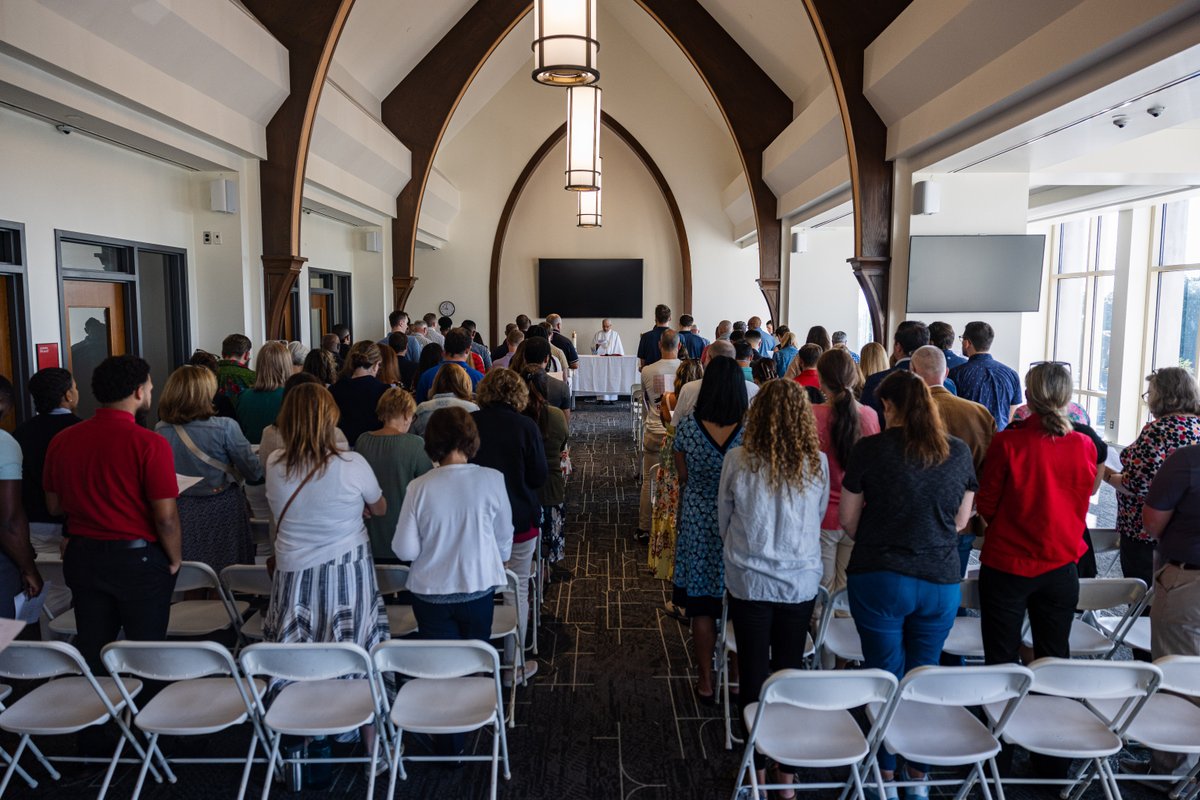 fairfieldprep's tweet image. Welcome back to our faculty and staff! Our annual retreat was a great way to reconnect and reflect as we begin the new school year. We’re excited to continue our mission of serving the Prep community!

#BeIgnited #AMDG #JesuitMission #JesuitSchools #BackToSchool