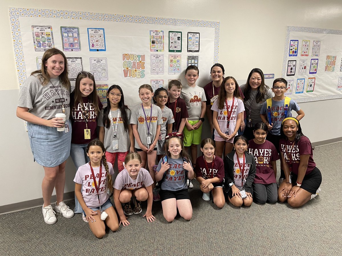 HayesHawks's tweet image. 👀 at us showing on “Hayes Vibes” on Spirit FriYAY! We ❤️seeing the all of the spirit designs. #hayeshawks