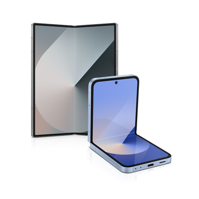The all-new #GalaxyZFold6 and #GalaxyZFlip6 with #GalaxyAI are changing the game for businesses. ✨ But which one is right for your team? Check out our detailed comparison to find your perfect match. Learn more: [smsng.us/Flip6vFold6] #GalaxyforBusiness bit.ly/4dWz7qc