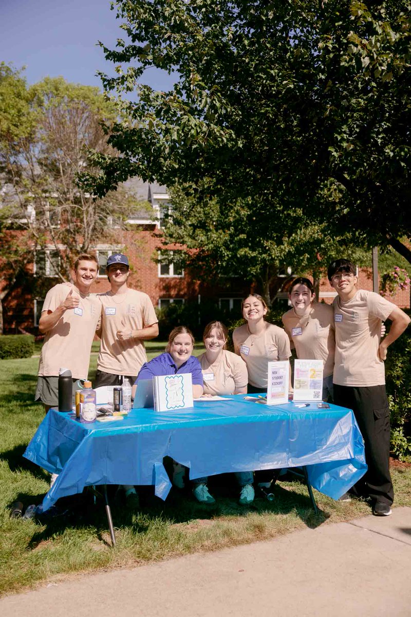 What a perfect day to move in. 🔔 #gordonthrives
