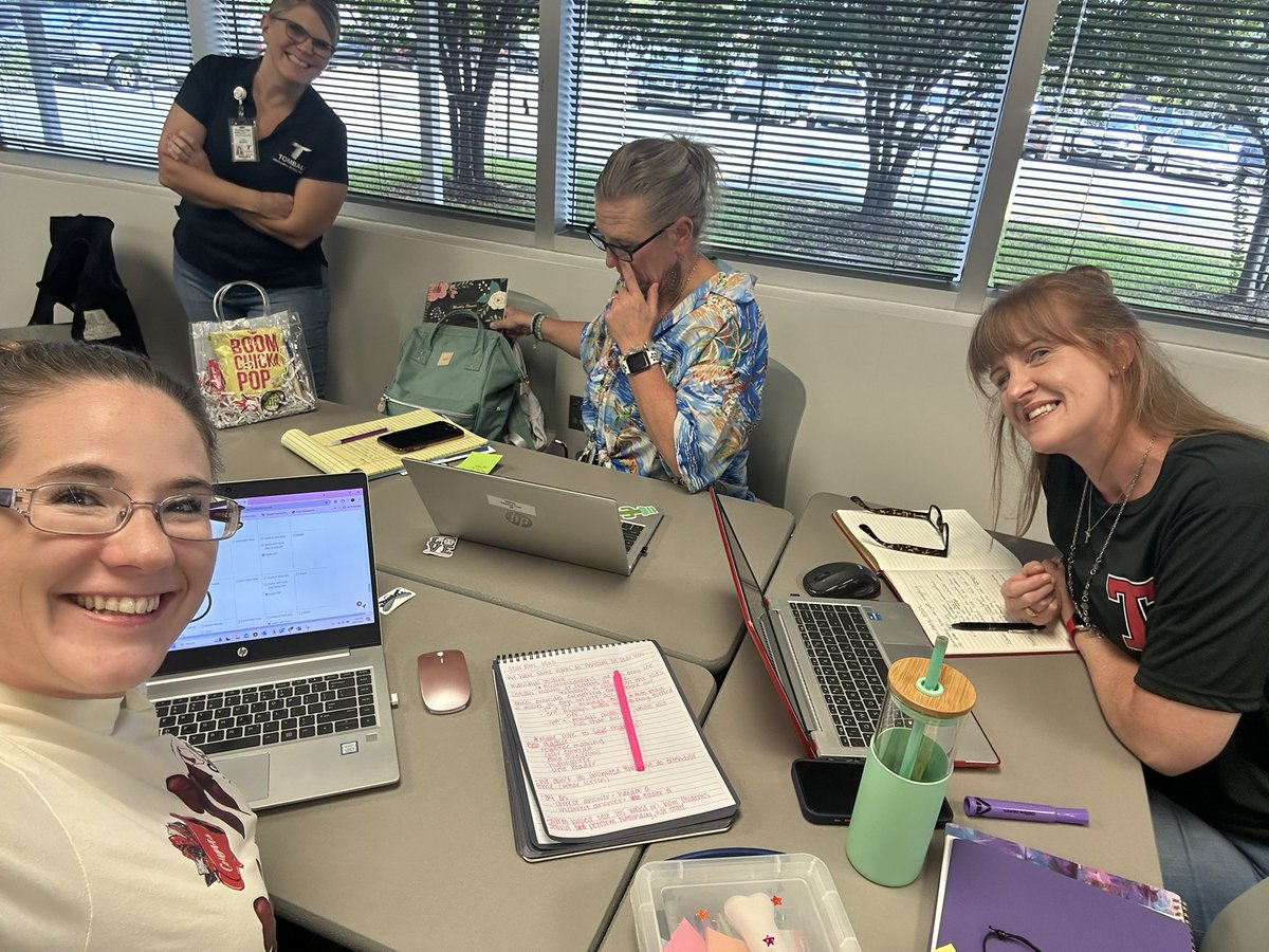 MJanezich's tweet photo. Academic Specialists got to have an all things Star Ren training with @DaveSurdovel and Tricia this afternoon!!! 😁 
#CTCs #TISD #DestinationExcellence #StarRen https://t.co/i502TIVDwZ