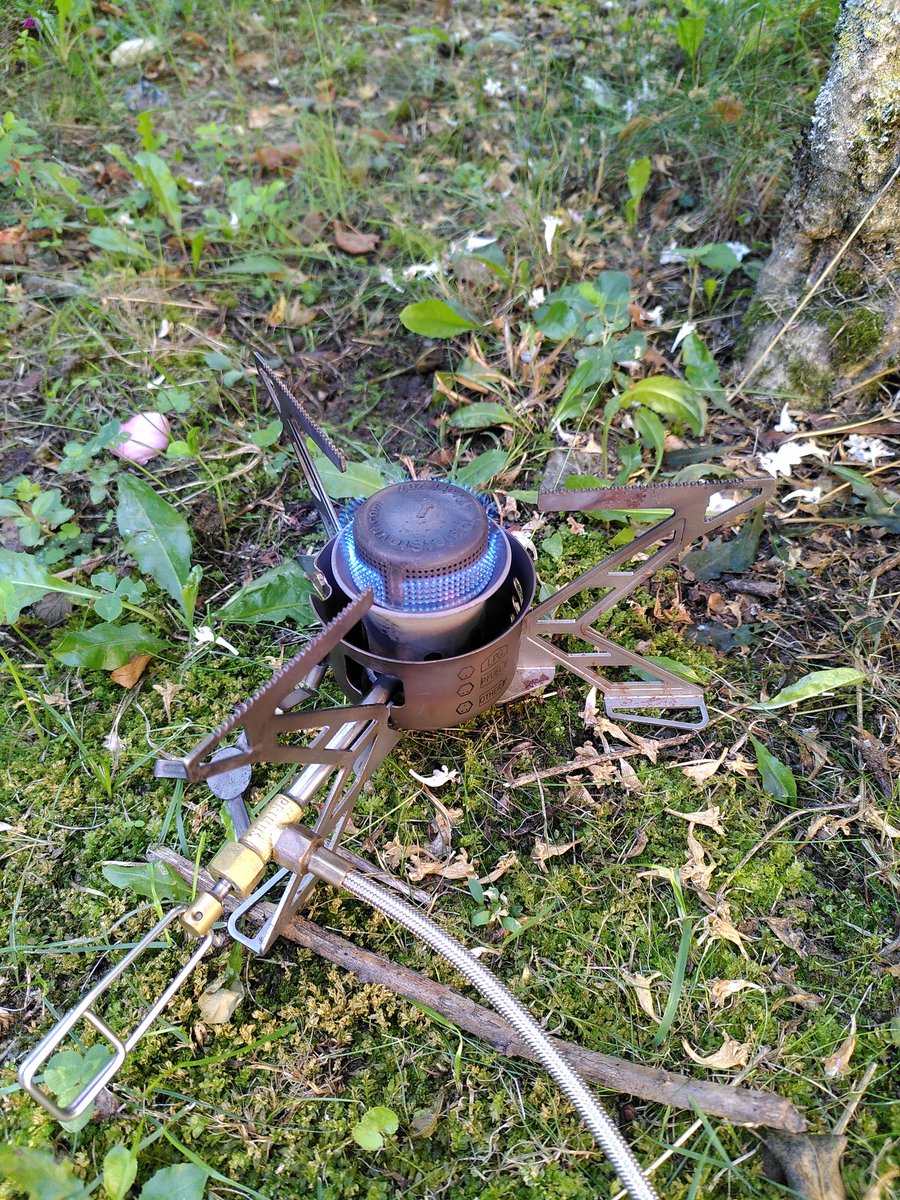 clementvermot's tweet image. Cuisine pas écolo ;-) #rechaud #essence