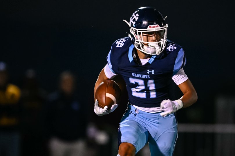 📰WCAL PREVIEW🏈

After a bounce-back 2023, can <a href="/CTaulealea/">Champ Taulealea</a>, <a href="/nathanielba56/">Nathaniel Banuelos</a>, <a href="/colton_hider/">Colton Hider 3🌟TE</a>, <a href="/Flynn_Ethan27/">Ethan Flynn</a>, <a href="/marcel_leggett8/">Marcel Leggett</a> and <a href="/VCHS_FB/">VCHS Football</a> take another step in 2024?

MORE INFO: mercurynews.com/2024/08/23/hig…