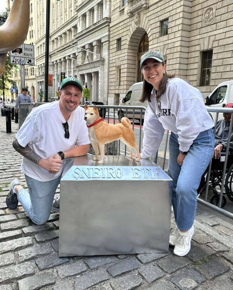 Now that’s we’re pumping again let’s get this puppy back to ATH!!!

$NEIRO just built a statue right next to the golden bull on Wall Street in NYC!

#BITCOIN is pumping 
#ETH is pumping 

Let’s go team <a href="/NeiroOnEthereum/">Neiro On Ethereum</a> 🐕 

$NEIRO is officially the next $DOGE 🚀