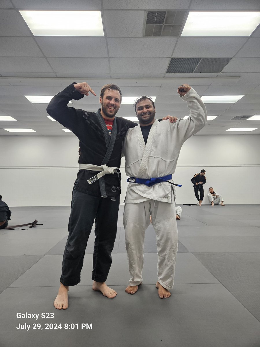 206Brando's tweet photo. #bjj #islajiujitsu https://t.co/mX8HC8uxBq