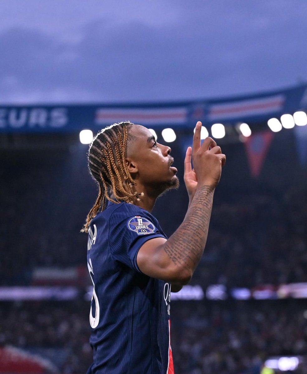 lélé ❤️💙 tweet media