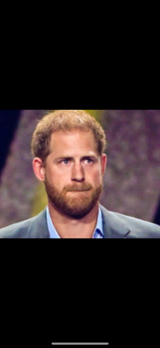 0Rthebest91033's tweet photo. WOW, Harry…. How The Mighty Has Fallen!! 
#HarryandMeghanInColombia #MeghanMarkleColombiaClownShow  #ColombiaBackLash4HarryAndMeghan #SussexsShitShow #DuchessOfMisformation  #DumbPrinceAndHisStupidWife #PoorHarry #HarrysVictimCardNeeds2BePulled #FakeRoyalTourByMeghanAndHarry https://t.co/4ktOK0qy4R