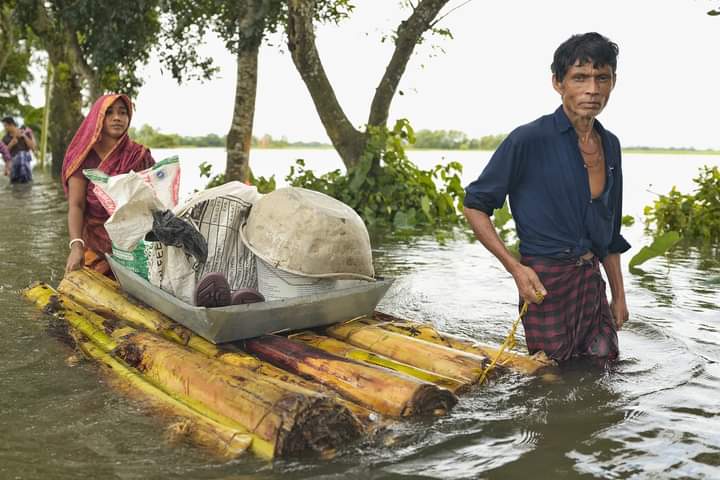 IqbalMiaziIfat's tweet photo. #Prayforfeni, #prayfornoakhali, #prayforcumilla, #PrayForBangladesh, #India https://t.co/HBfH0fdweN