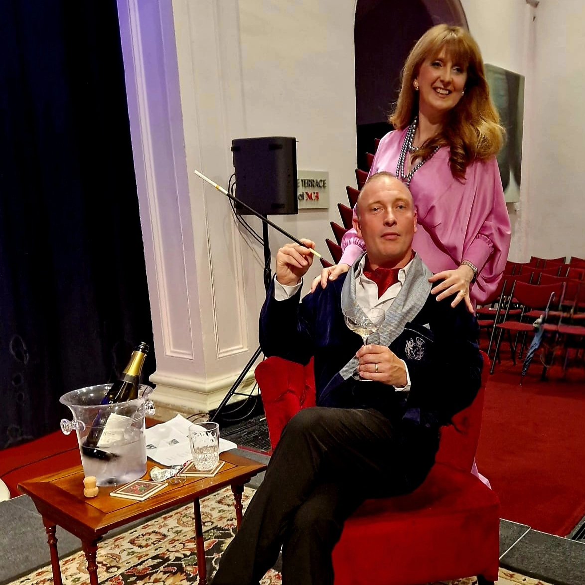 SandraOman1's tweet image. A beautiful afternoon in the company of these uber-talented gentlemen on our #soldout #NoelCoward concert #MadAboutTheBoy @NCH_Music 

With @SimonMorganIRL @PeteMcCamley and #DavidWray