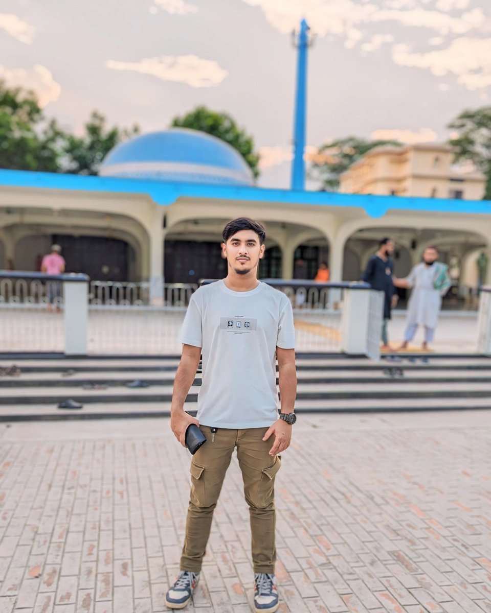 MahidRemon's tweet photo. আপনার কল্পনার থেকেও অনেক ভালো কিছু একদিন আপনাকে আল্লাহ তায়ালা দিবেন। rajশুধু বিশ্বাস আর ধৈর্য রাখেন ইনশাল্লাহ!
#photography #love #art #fashion #music #instagood #photooftheday https://t.co/72HeXrDqtQ