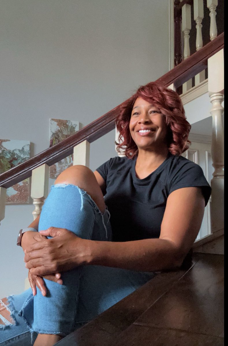 A lil stairwell photo shoot🥰🥰🥰