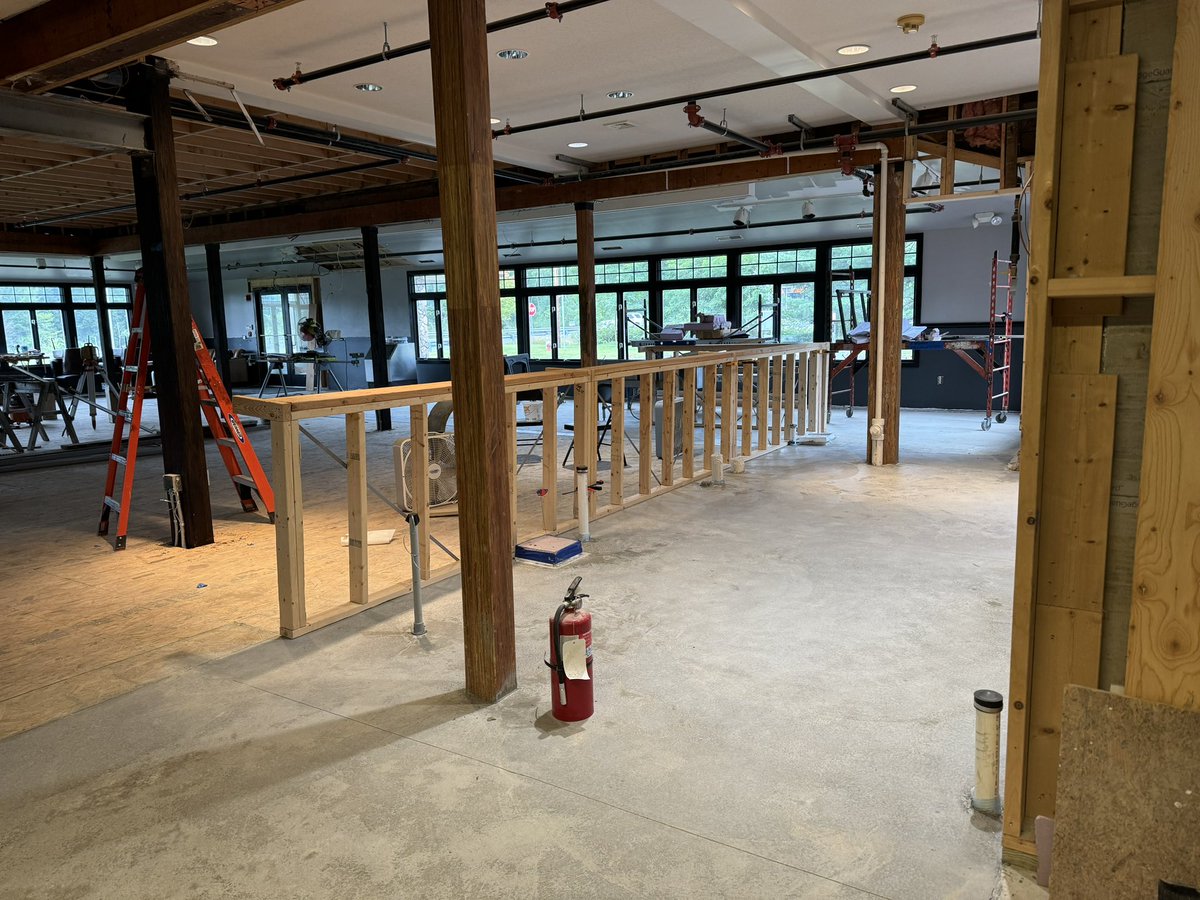 We’re building a new cigar lounge/21+ entertainment complex in Bartlett, NH!