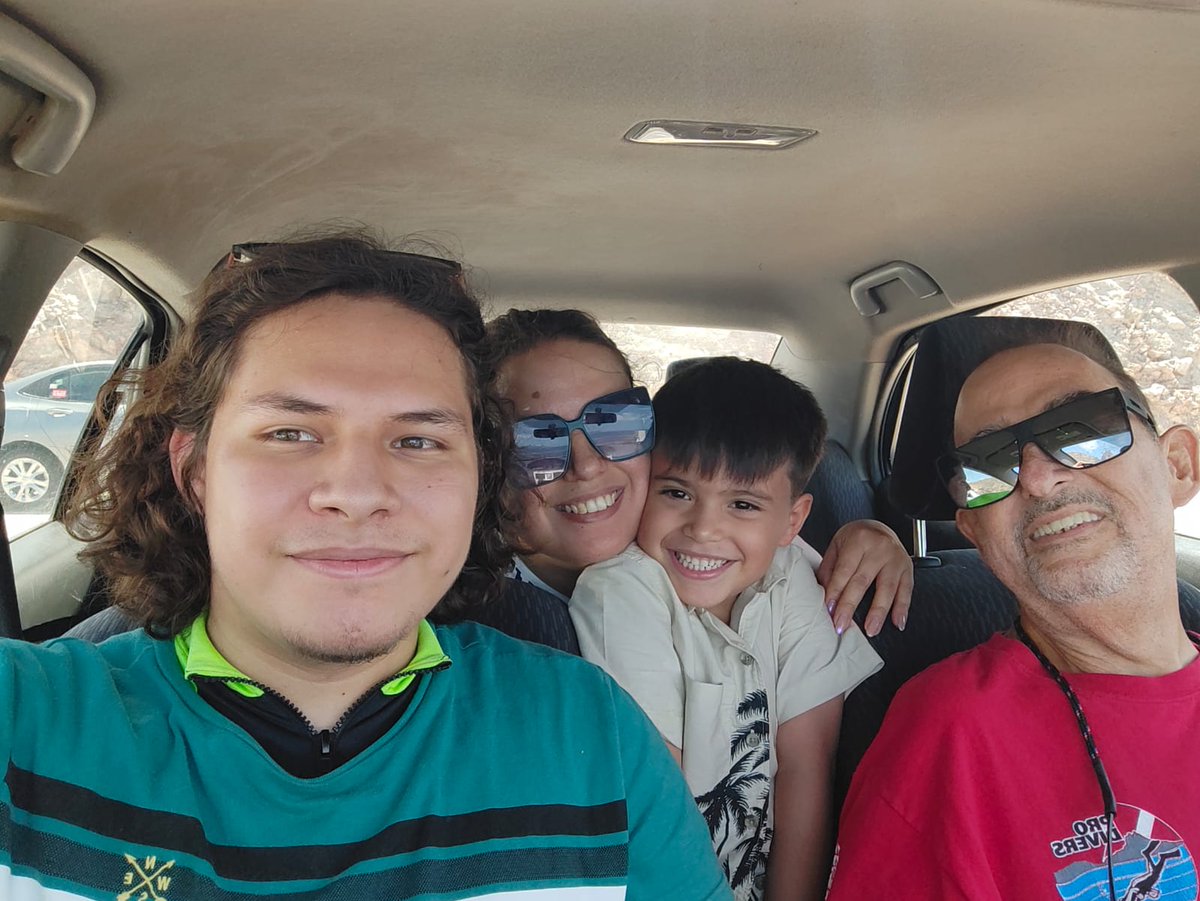 reneeangelicag's tweet photo. Gracias por tu hermoso corazón

Gracias por convertirme en una mujer fuerte en un mundo dominado por hombres

Gracias porque lo valiente que soy, opinar fuerte, hacer lo que creo justo, lo aprendí de ti.

Hasta siempre, te amo ♥️  @beckerg123 https://t.co/lzKWBpEQrN