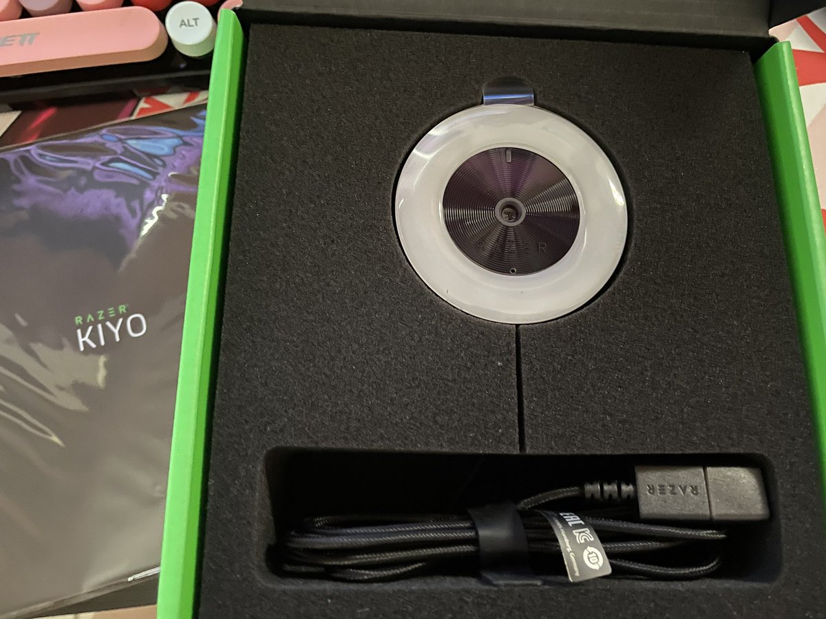 ToeBeansOccult's tweet photo. A Sexy Step in the Direction of Quality Streaming
Get ready Occultists I’ll be coming at you in 4K soon enough 🥳👀
Tell me what you’d like to see if you dare

Streamingcam Razerbrand Findom LF https://t.co/G9FTid02sQ