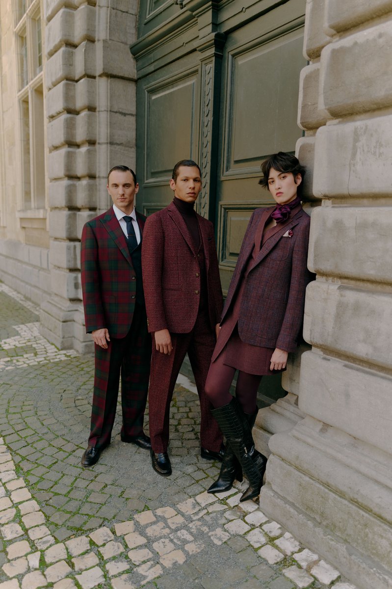 Ready to reinvent your wardrobe? Create your own curated collection of classics, essentials and showstoppers with our new Fall/Winter 2024 collection. In stores and online now!