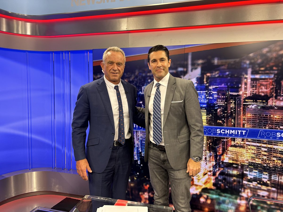 RFK JR just built a populism bridge between conservatives and classical liberals.  This is an incredible moment for the country. 🇺🇸 <a href="/RobertKennedyJr/">Robert F. Kennedy Jr</a>