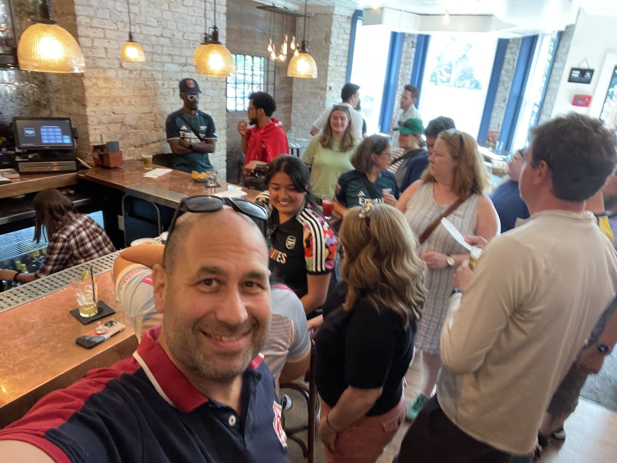 TheGoonersPod's tweet photo. Getting #ArsenalvChelsea weekend for @ArsenalWFC started right in DC! Tonight: an intimate player Q&A and social hour - then things get crazy starting tomorrow!
See you soon @arsenalamerica @FranklinHallDC @DCArmoury @DukesGrocery https://t.co/xDY5CAliUZ
