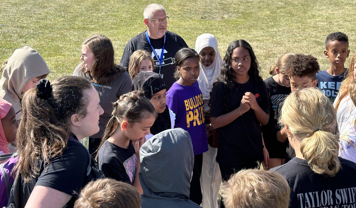 Holt Crossing IS tweet media