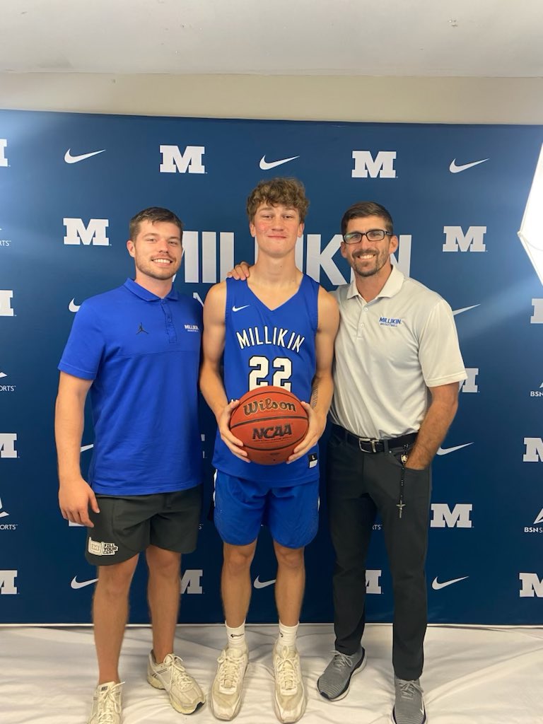 tannertesch1's tweet photo. After an amazing visit, I’m grateful to receive an offer from Millikin University. I’d like to thank @CoachKSodie and @CoachMackMU for the hospitality!

Go Big Blue Ⓜ️ https://t.co/9hvtF4h9e0
