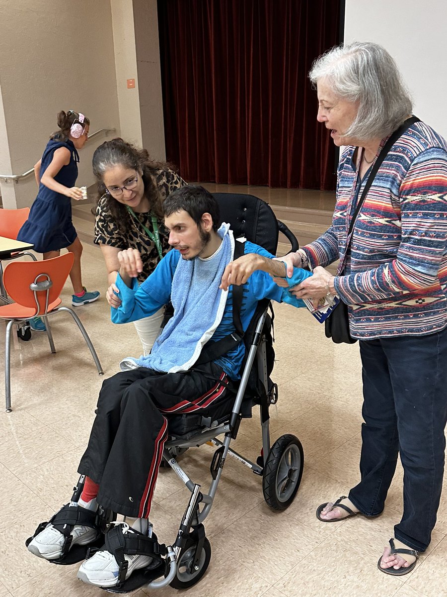 Stefanie Hartman tweet media