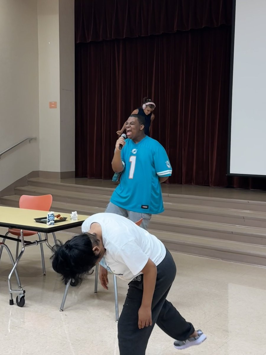 Stefanie Hartman tweet media