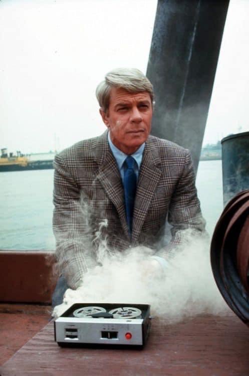 Rowrbazzle's tweet image. “Your mission, should you decide to accept it, to find and rescue an actress currently bearing the name ‘Cheryl Hines’, although she might be hiding under the pseudonym ‘Mrs.Larry David’. This message will self-destruct in five seconds.”