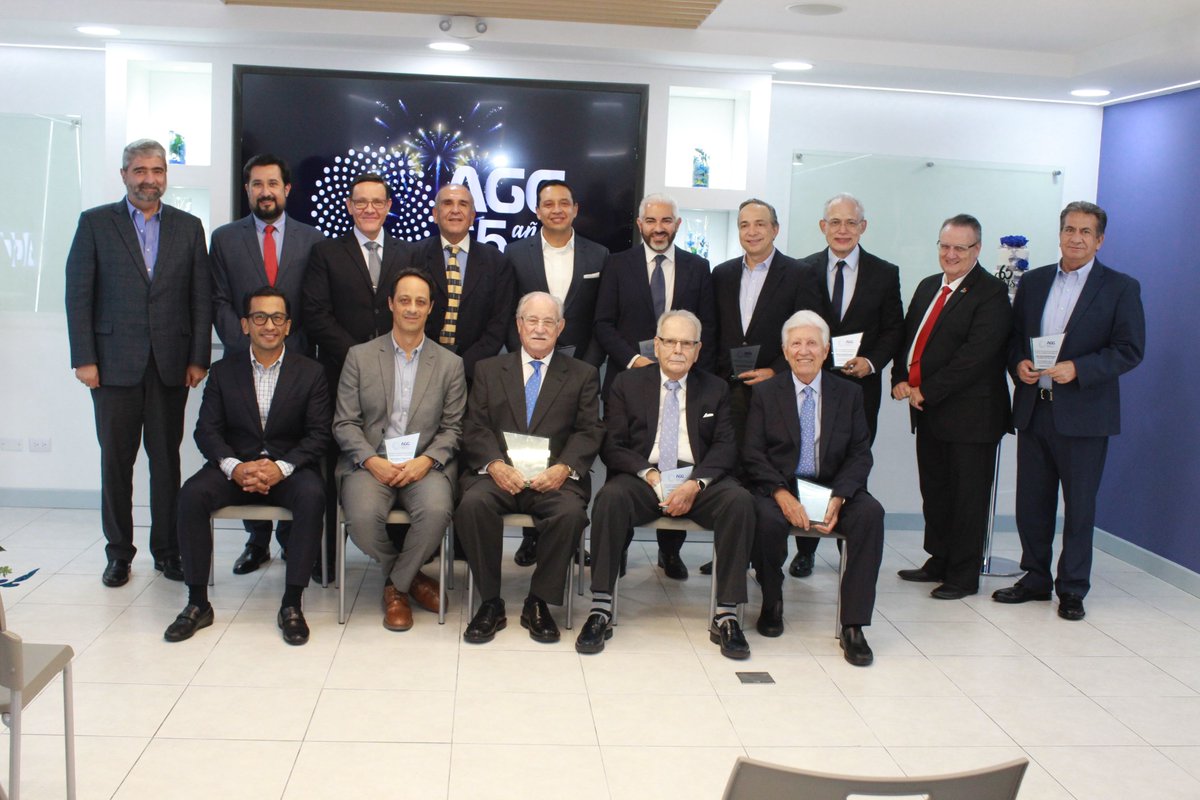 AGGuatemala's tweet photo. ¡AGG celebra 65 años de excelencia! 🌟
¡Qué la AGG llegue a más de cien años brindando su aporte para la construcción de un mejor futuro para Guatemala!
#SoyGerente #SoyAGG #AGG65 https://t.co/FbVnxuraNT