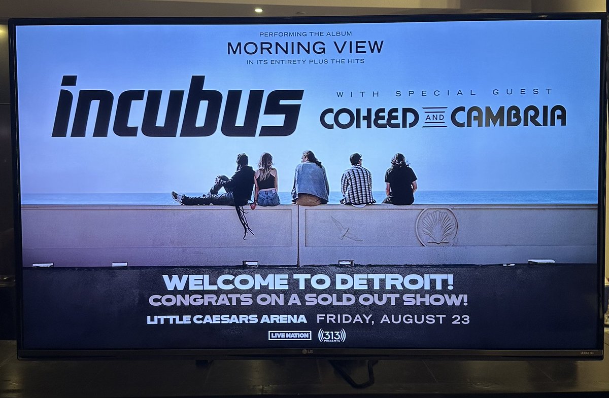 Michael Einziger tweet media