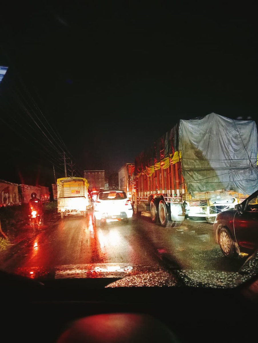 Ankit Patidar🇮🇳 (@itsankitpatidar) on Twitter photo <a href="/nitin_gadkari/">Nitin Gadkari</a> Ji
I truly applaud your commitment towards building the infrastructure for our great nation.
But this inconvenience has become our daily routine.
Construction is on hold since 11 months and travelling on Indore Bypass during monsoons is a nightmare
Service road <a href="/nitin_gadkari/">Nitin Gadkari</a> Ji
I truly applaud your commitment towards building the infrastructure for our great nation.
But this inconvenience has become our daily routine.
Construction is on hold since 11 months and travelling on Indore Bypass during monsoons is a nightmare
Service road