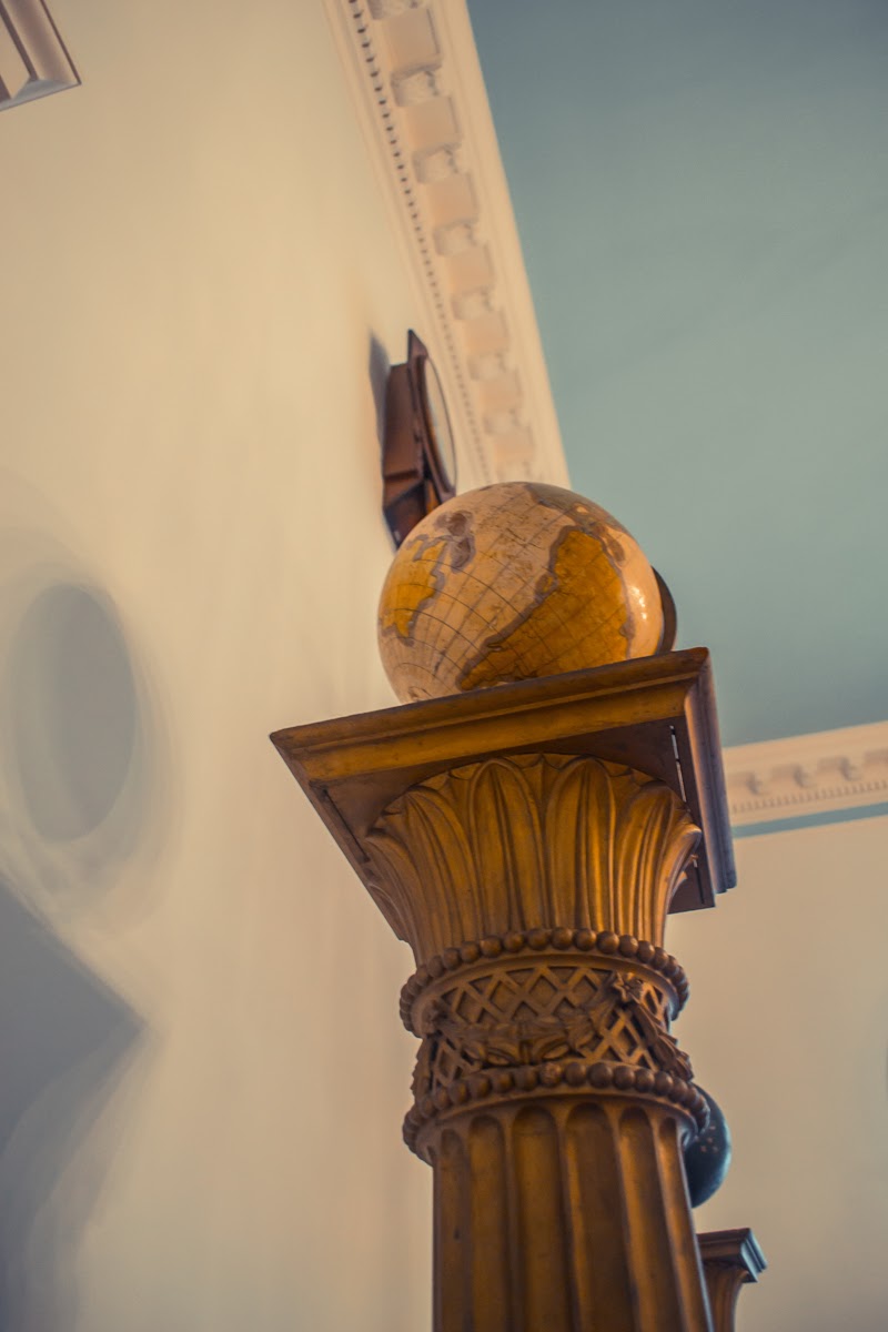 La búsqueda de la verdad y el conocimiento es un viaje que no tiene fin. ¿Dónde te lleva tu curiosidad? 📚 #Curiosidad #Conocimiento