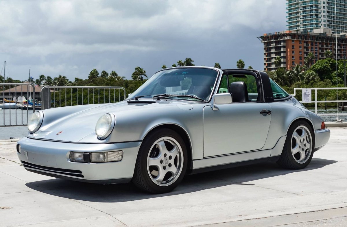 hanvanryn's tweet photo. @Porsche Easy. 964 targa https://t.co/uuwyw7BEte
