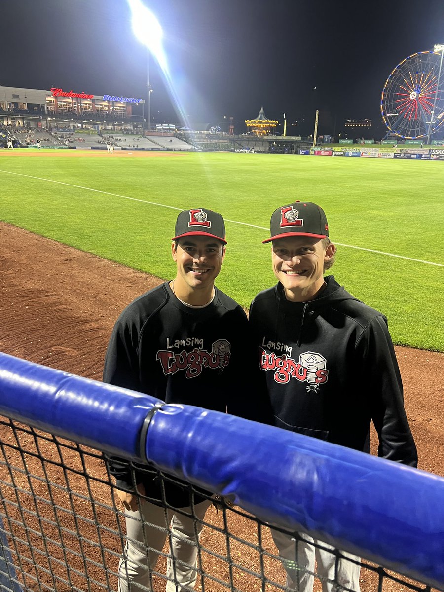 Gig em Micah and Willy <a href="/AggieBaseball/">Texas A&M Baseball</a> <a href="/OlsenSection203/">Section 203 Raggies</a> <a href="/MicahDallas/">Micah Dallas</a> <a href="/wbj1212/">Will Johnston</a>