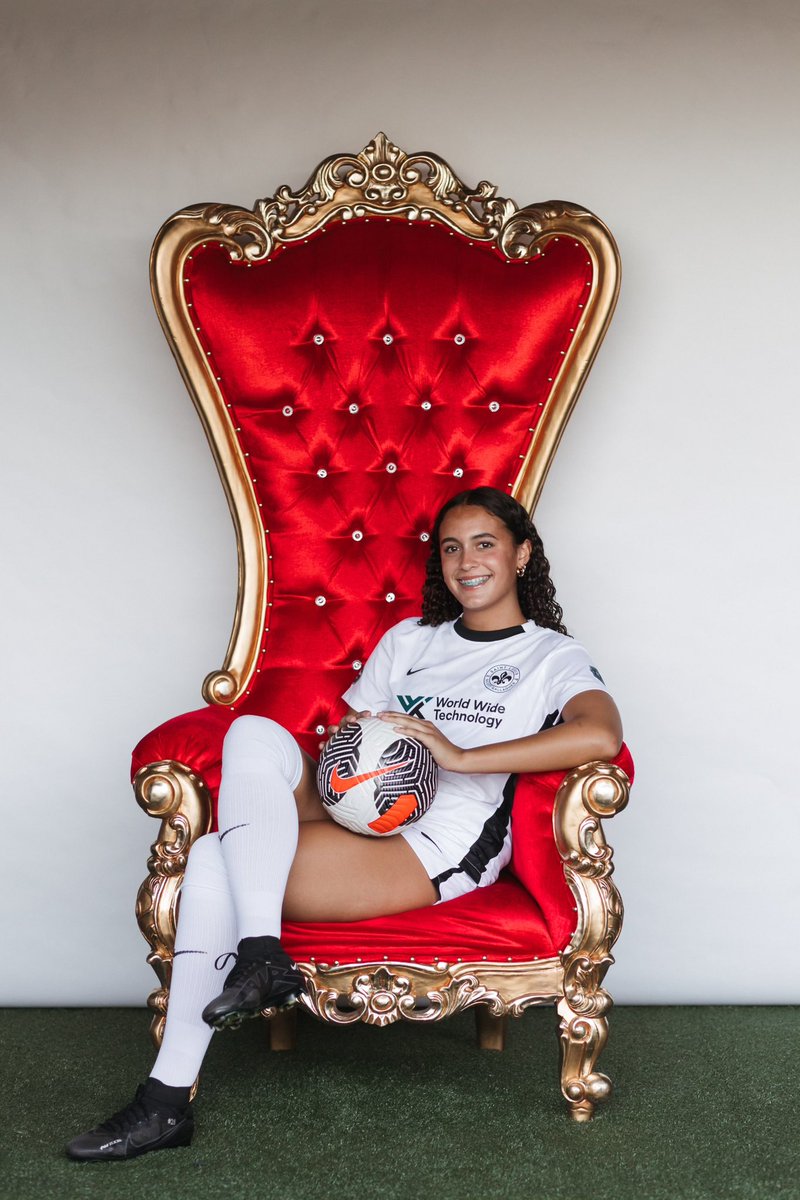 KayleeSpiller's tweet photo. club szn is finally here 👑 https://t.co/DeF9r1ykoM