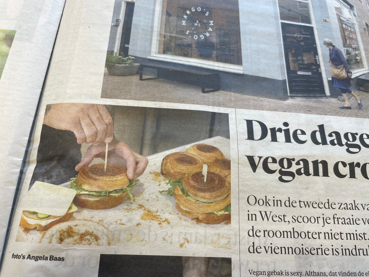 This week in Het Parool - spotlight on the new location of Margo's  at Bellamyplein! "Ons doel is om dingen te maken die zo lekker zijn dat  wel of niet vegan er niet toe doet."

New at this location is that there's much more place to sit down.