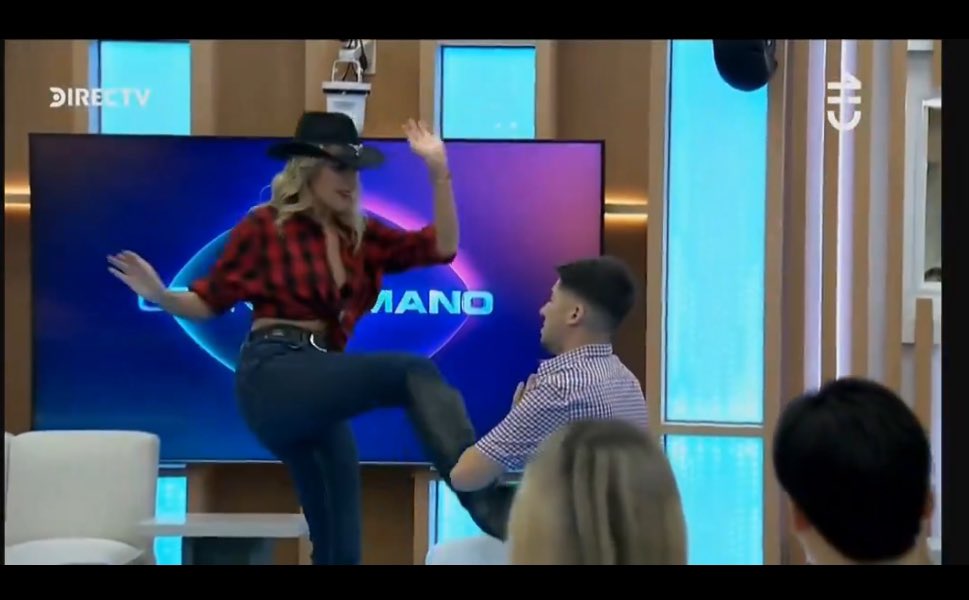 ociosa✨ tweet media