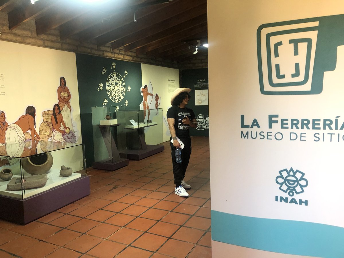 Sagita_d's tweet photo. Muy contenta con la Reapertura del Museo de Sitio de Ferrería en #DurangoMx en el que participé junto con mi sis con una serie de Ilustraciones para acompañar las distintas salas del museo, ¡visítenlo!
Más información en el boletín del INAH 👉 https://t.co/Xh3D3QHHXt https://t.co/sJuI6RItio