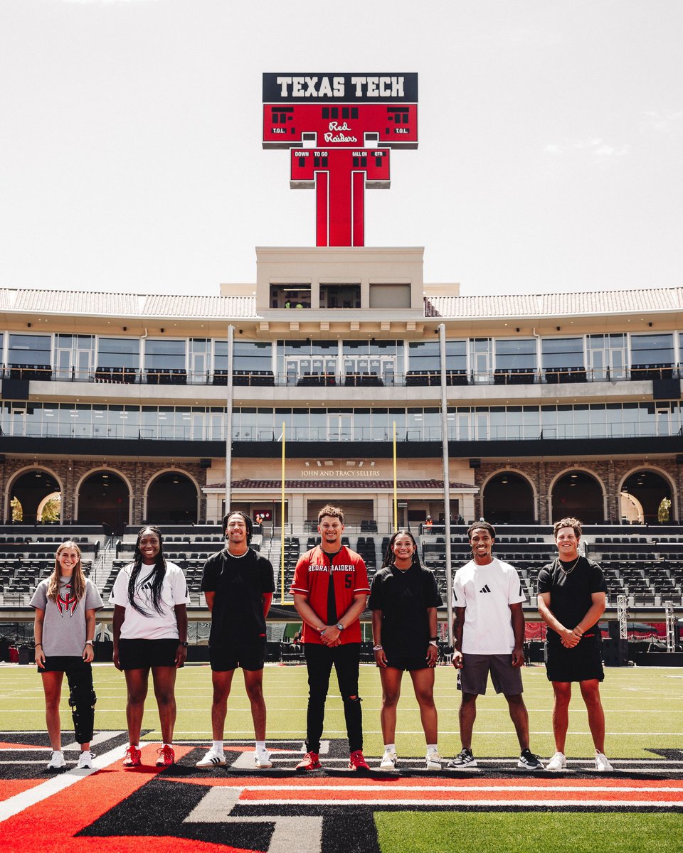 Patrick Mahomes II tweet media