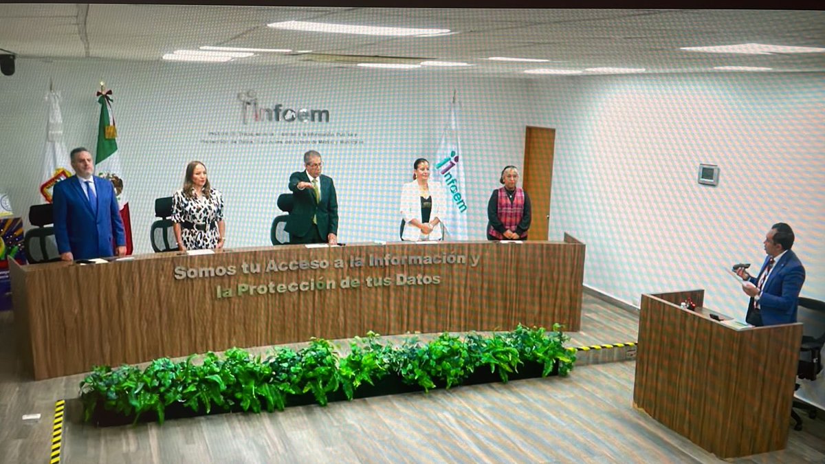 abolioc's tweet photo. Felicito a mi amigo Doctor @josemvilchis por haber sido ratificado como Comisionado Presidente del @Infoem para el periodo 24-27. Tu ratificación abona a la continuidad de importantes proyectos, al fortalecimiento del órgano y a la confianza ciudadana. Muchas felicidades! https://t.co/LohJK5OxWg
