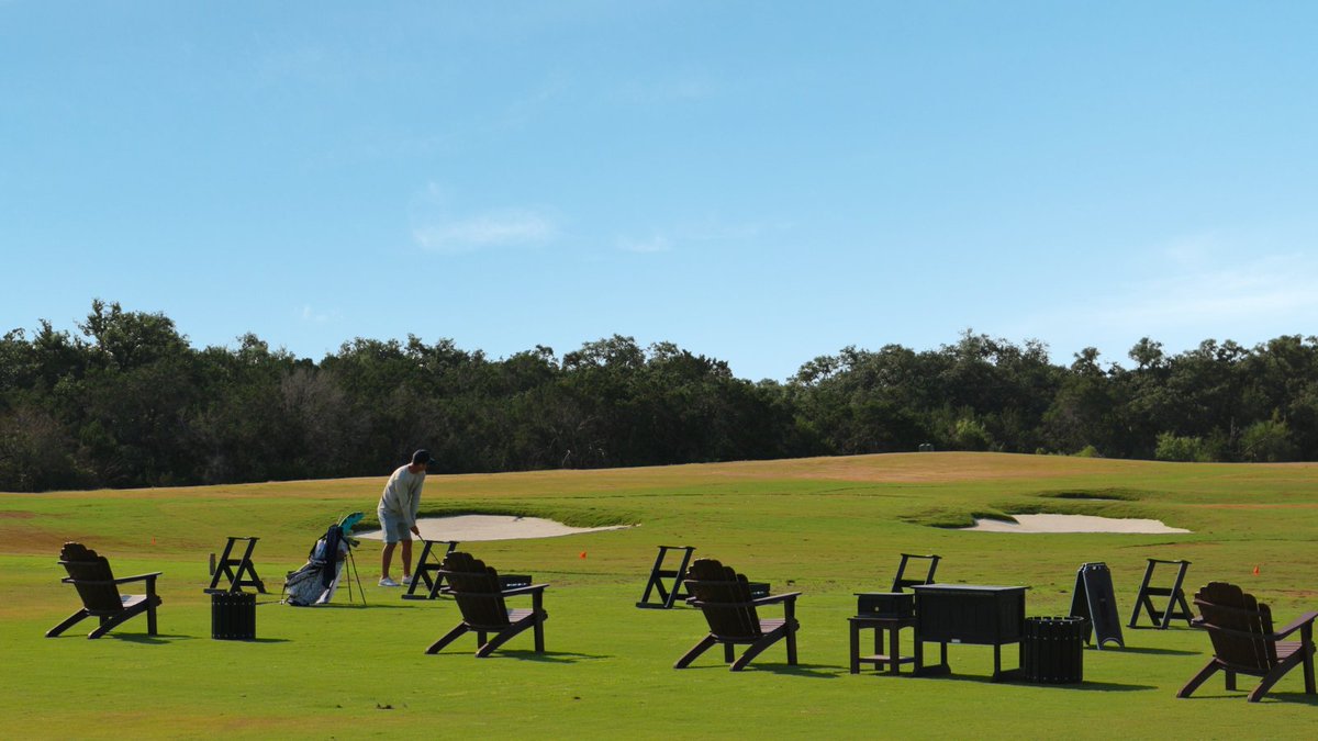 TPCSanAntonio's tweet image. Happy Fri-yay! What better way to start the weekend than by enjoying our newly renovated Practice Facility on opening day? 
#newandimproved #practicefacility #fridayvibes #golfcourse #dayoff #tpcsanantonio #gooddrivesandgoodtimes