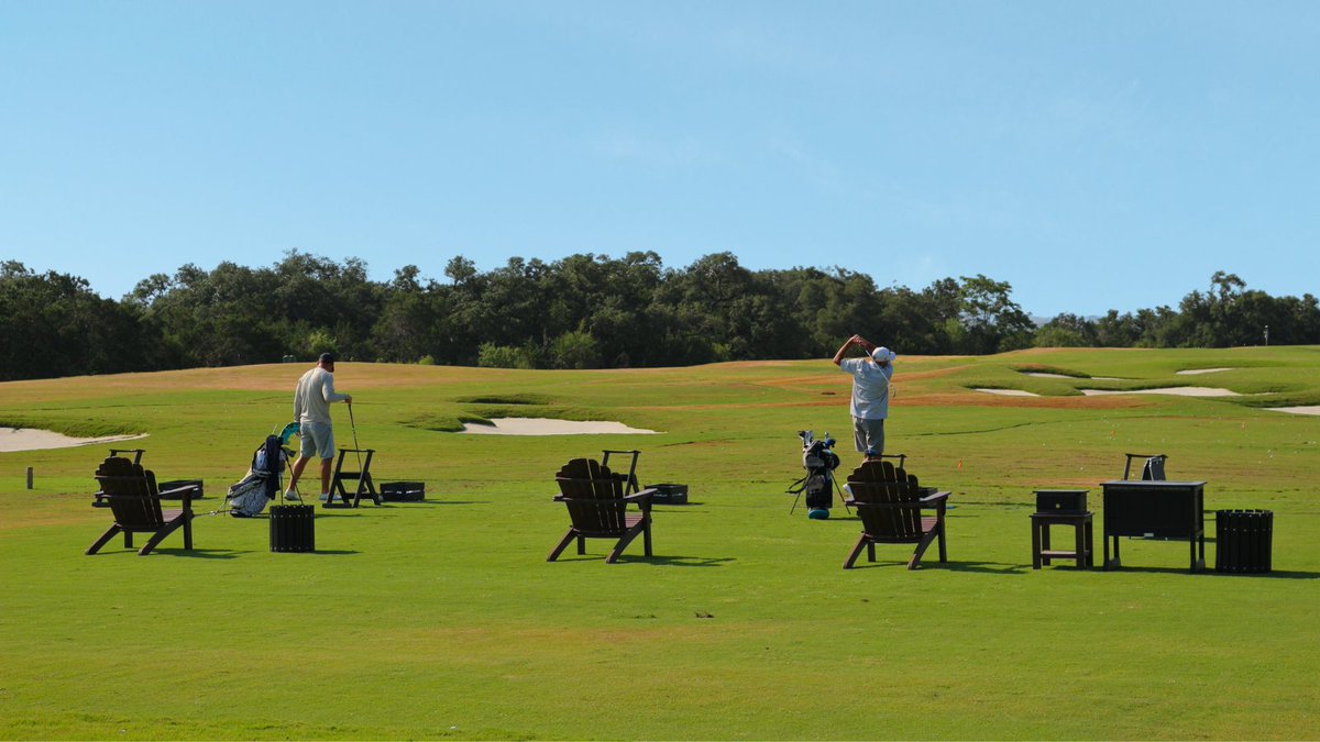 TPCSanAntonio's tweet image. Happy Fri-yay! What better way to start the weekend than by enjoying our newly renovated Practice Facility on opening day? 
#newandimproved #practicefacility #fridayvibes #golfcourse #dayoff #tpcsanantonio #gooddrivesandgoodtimes
