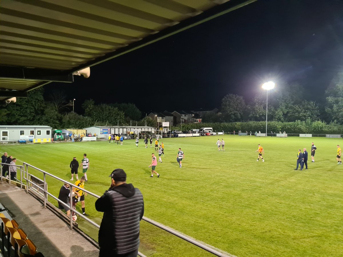 FULL-TIME 

Taffs Well 2-1 Cwmbran Celtic

Dave Lyon scores in the last minute minute to give the Wellmen the three points.

Thank you to <a href="/CwmbranCeltic/">Cwmbran Celtic</a> and their supporters, and we'll see you next month in the cup.

What a feeling!

#WELLMEN